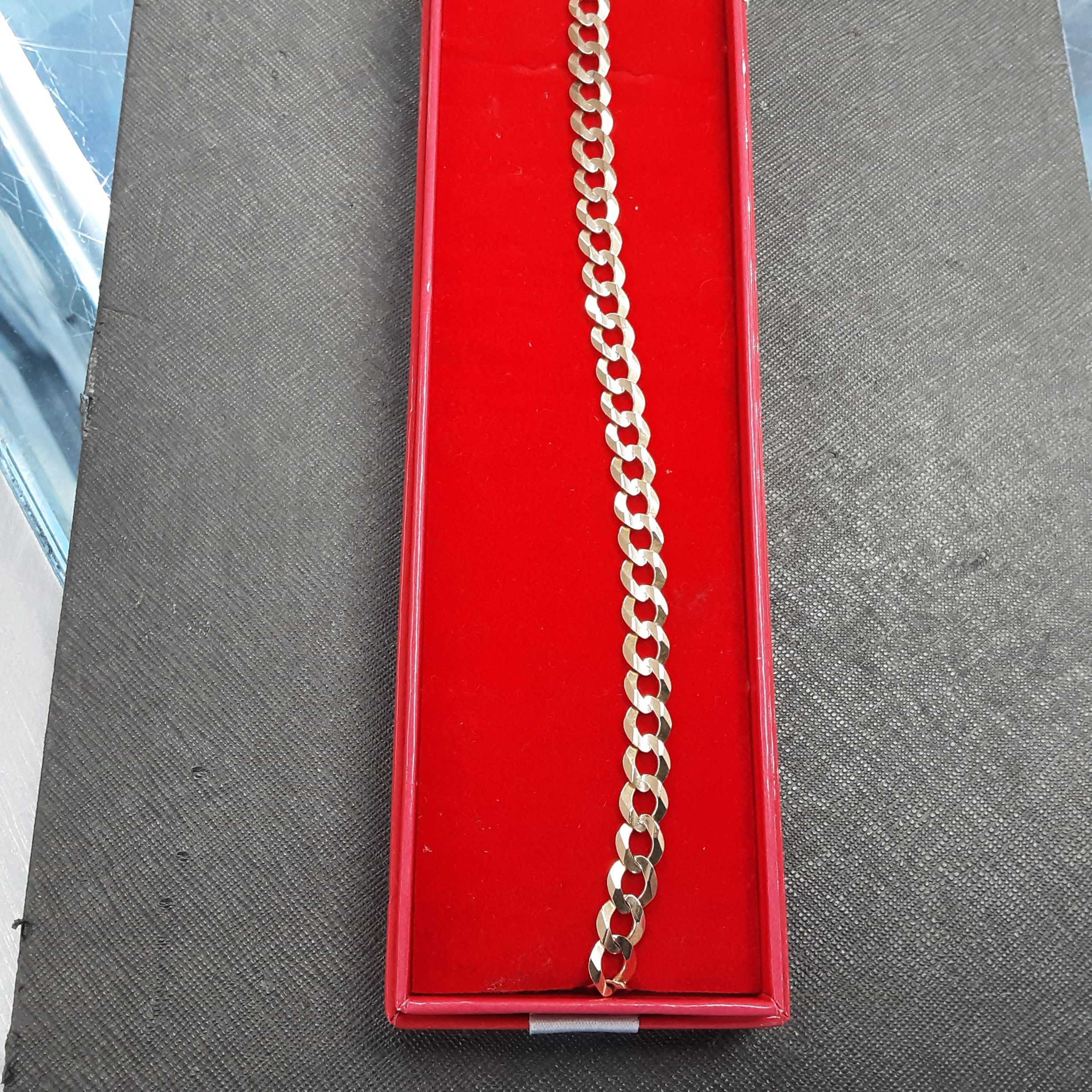 Chain - Yellow Gold 14k (.585) 26.3 grams 22 inch