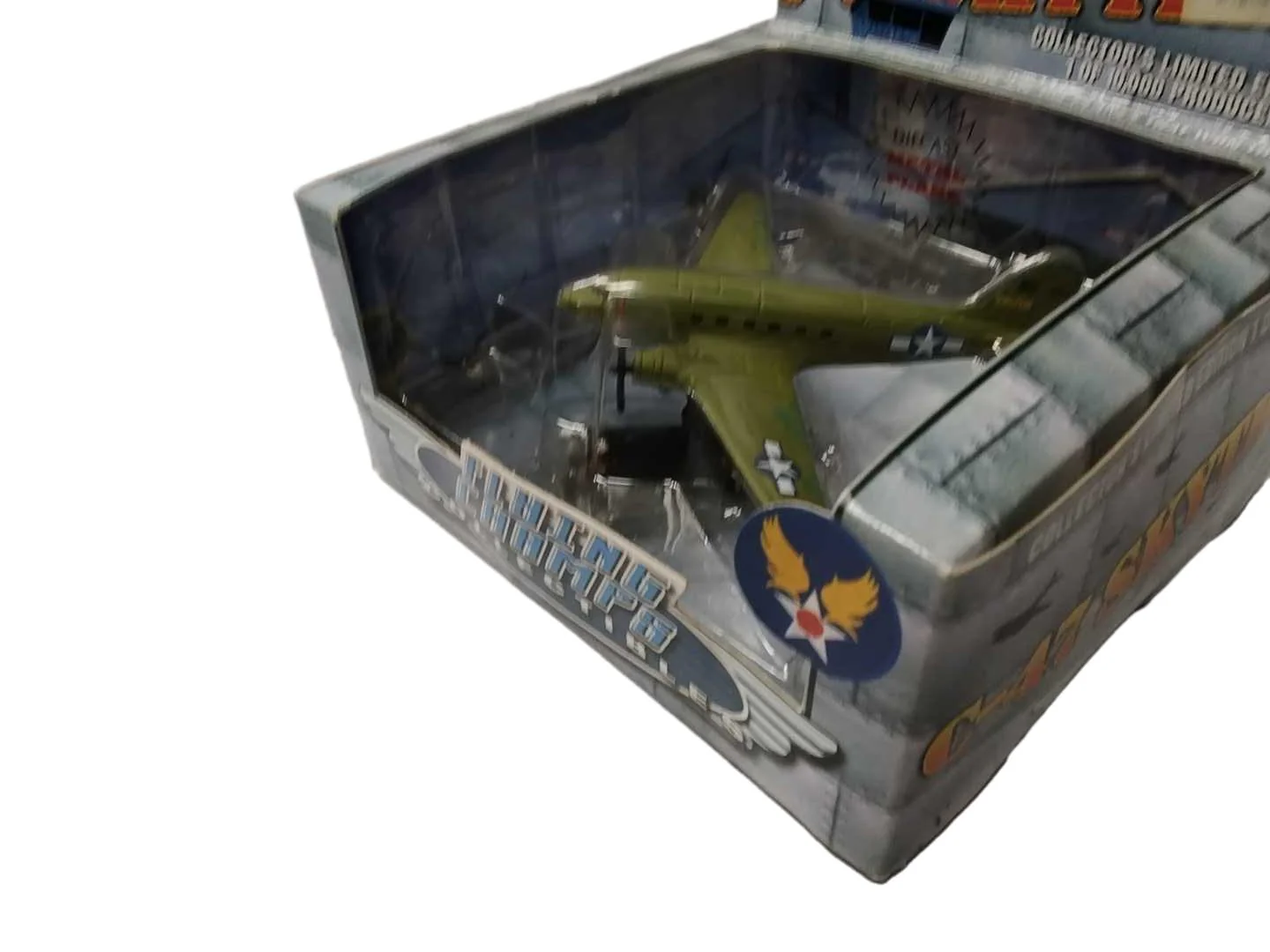 Flying Champs Collectibles C-47 Skytrain Model Plane W/stand Green Other Collectible - Image 2