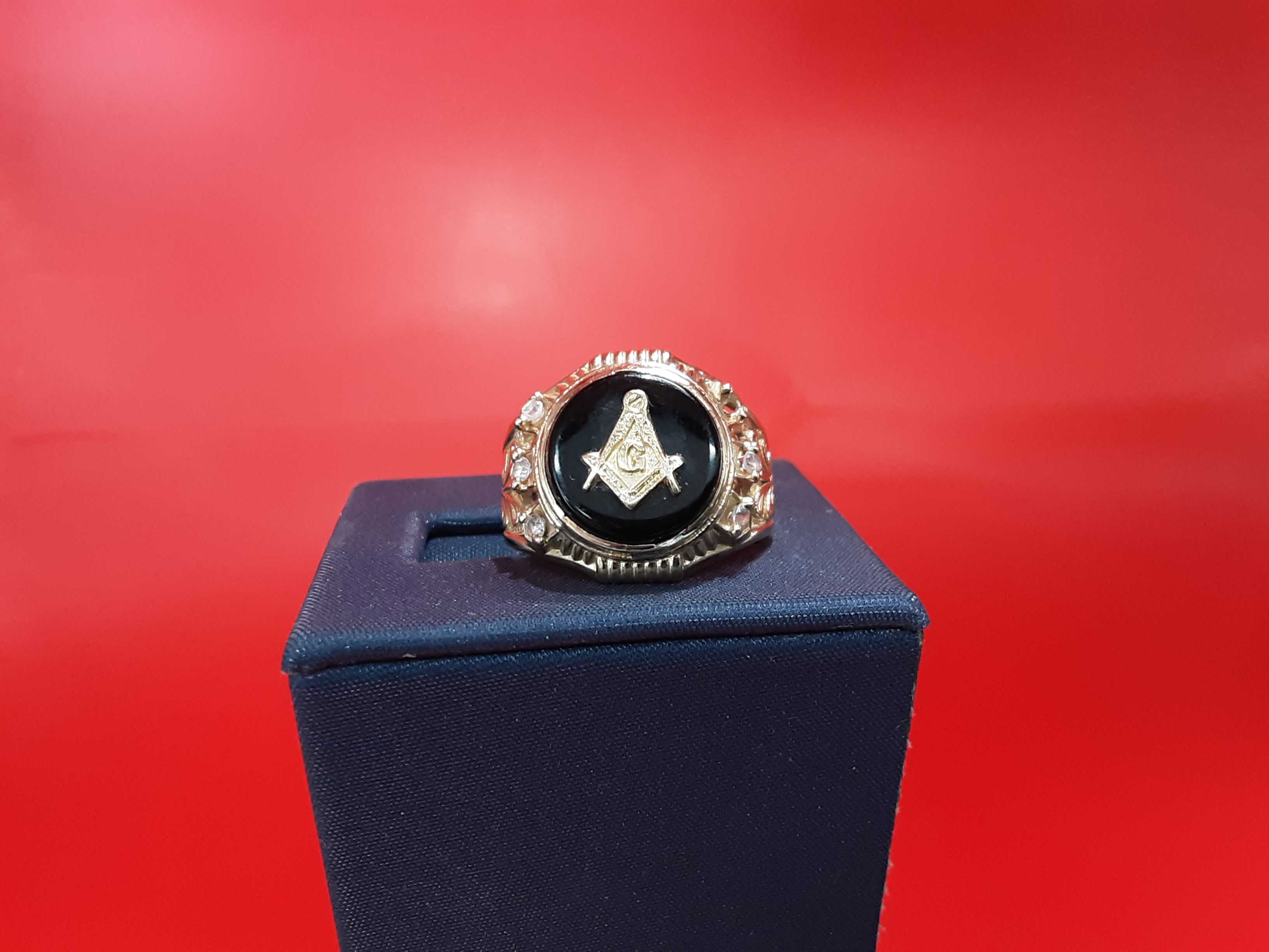 Men's Ring - Yellow Gold 10k (.417) 3.5 Grams Size 9