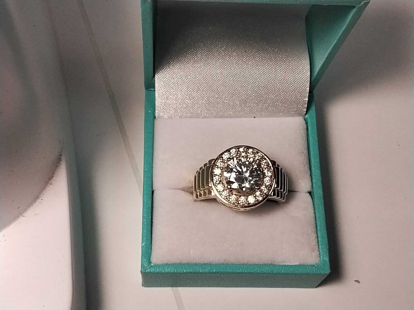 Men's Ring - Yellow Gold 10k (.417) 8.7 grams Size 10