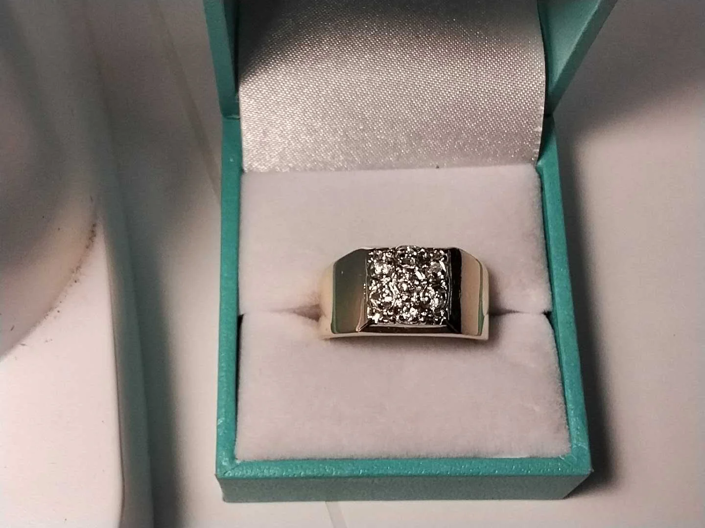 Men's Ring - Yellow Gold 14k (.585) 9.9 grams Size 9