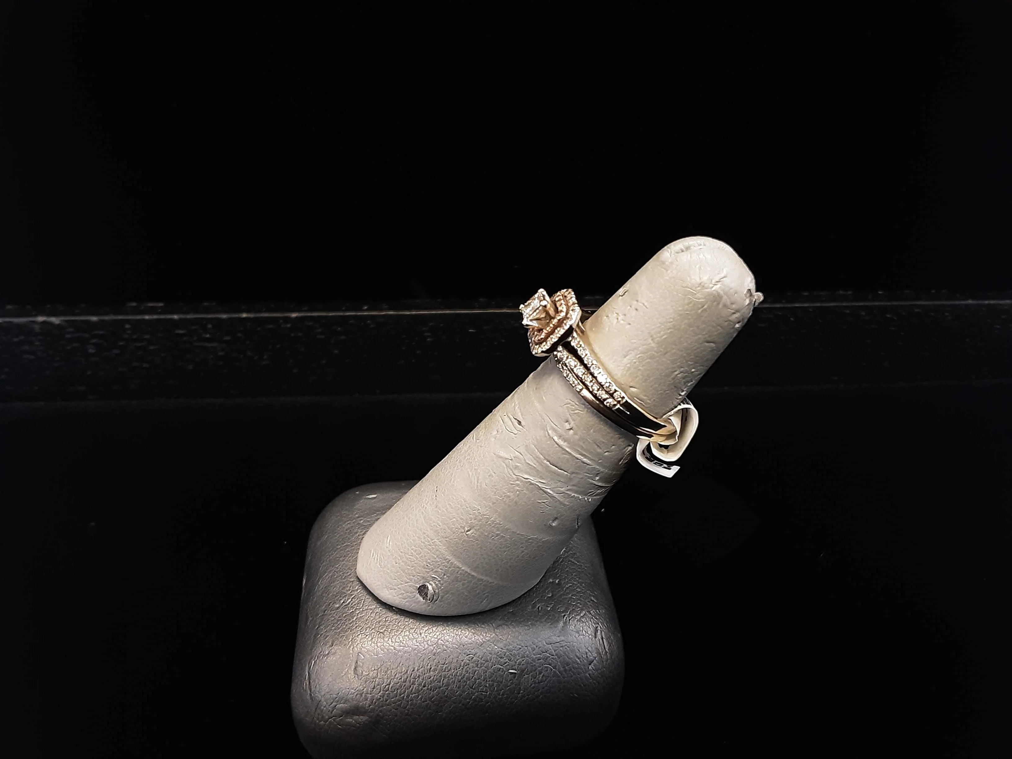 Ring - Engagement Set - White Gold 10k (.417) 3.5 grams Size 7 - Image 2