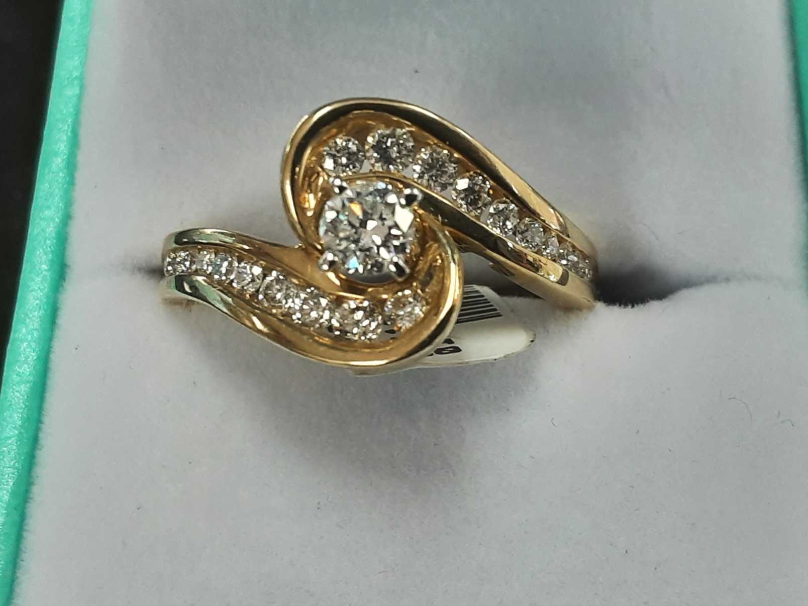 Ring - Wedding Set - Yellow Gold 14k (.585) 7.8 grams Size 9