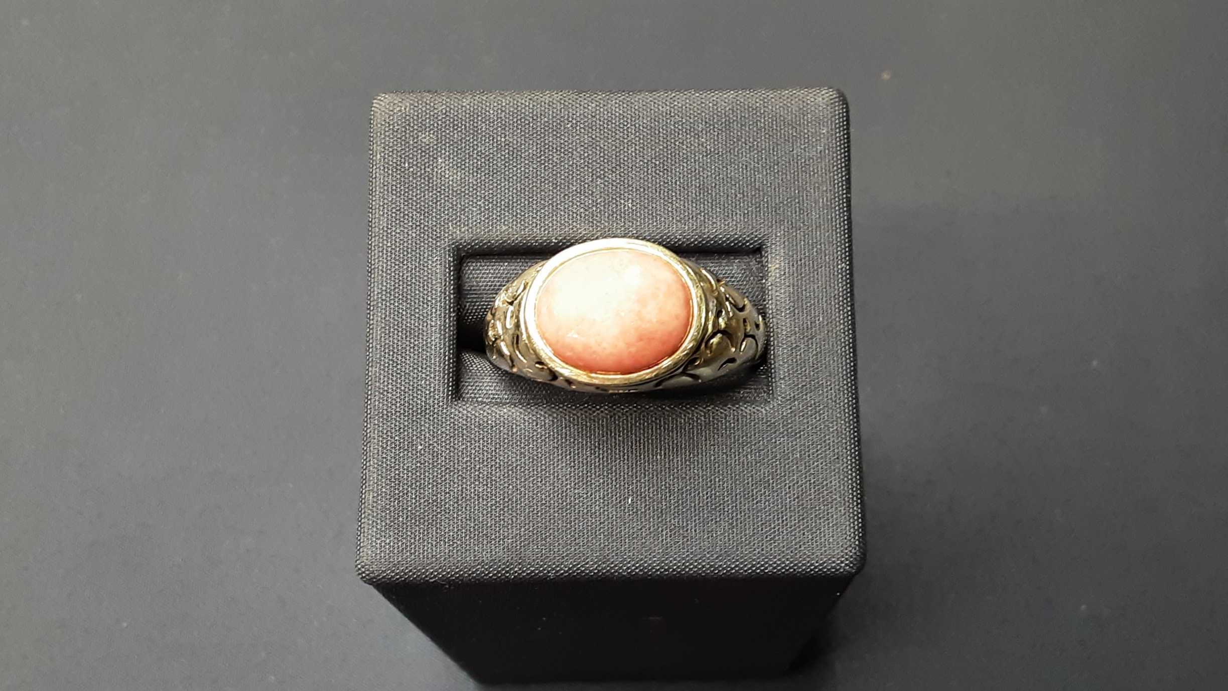 Women's Ring - Silver 6.8 grams Size 5